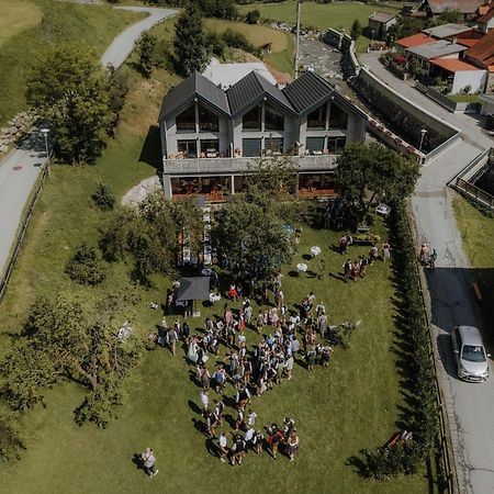 Zum Wohle Aparthotel Oberwoelz Stadt Eksteriør bilde